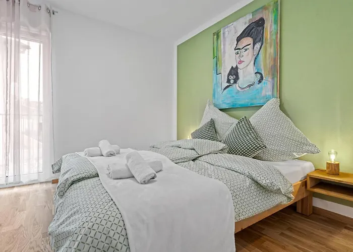 Smurmelhomes Oase: Terrasse - Parken - Kind 公寓